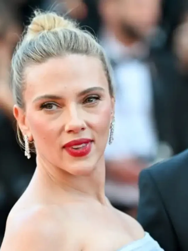 cropped-Scarlett-Johansson-Colin-Jost-Shine-at-Ca.webp